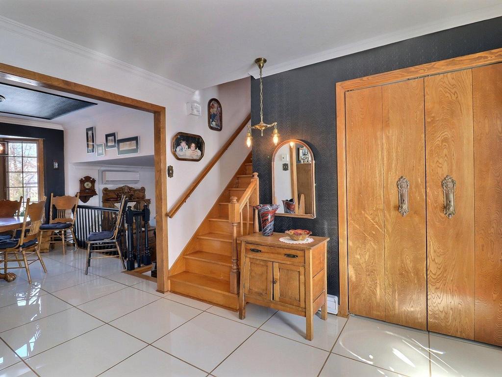 









653


Rue De Magellan

,
Boucherville,




QC
J4B5R7

