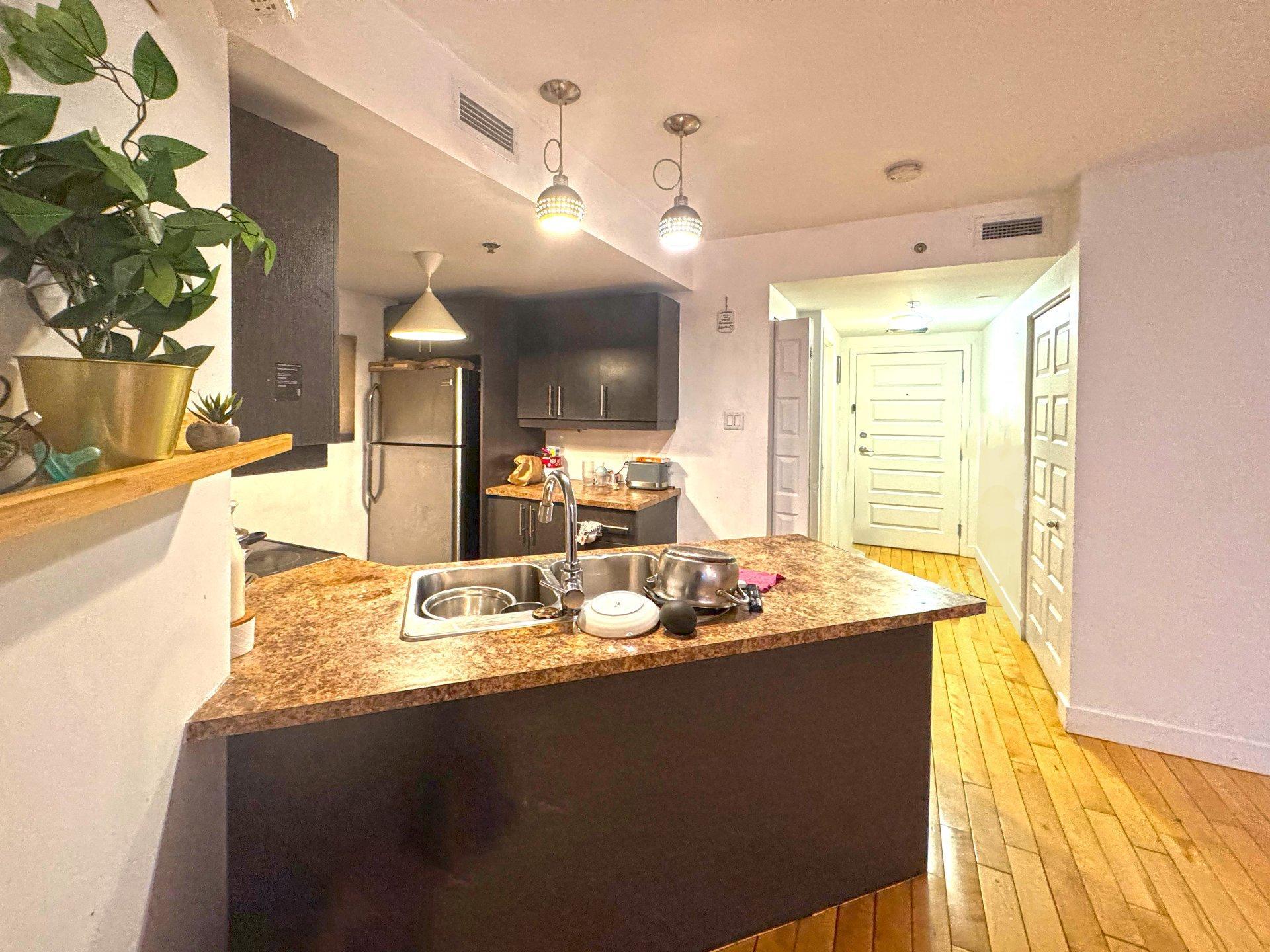 









3990


Rue Jarry E.

, 317,
Montréal (Villeray/Saint-Michel/Parc-Extension),




QC
H1Z0A5

