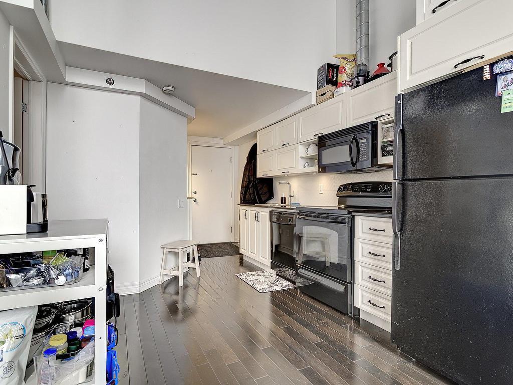 









1200


Rue St-Alexandre

, 702,
Montréal (Ville-Marie),




QC
H3B3H5


