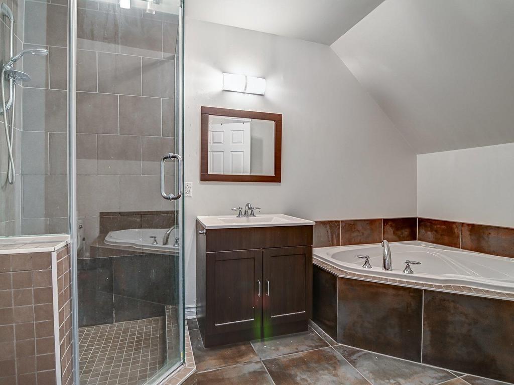 









1778


Boul. Alexis-Nihon

,
Montréal (Saint-Laurent),




QC
H4R2Y9

