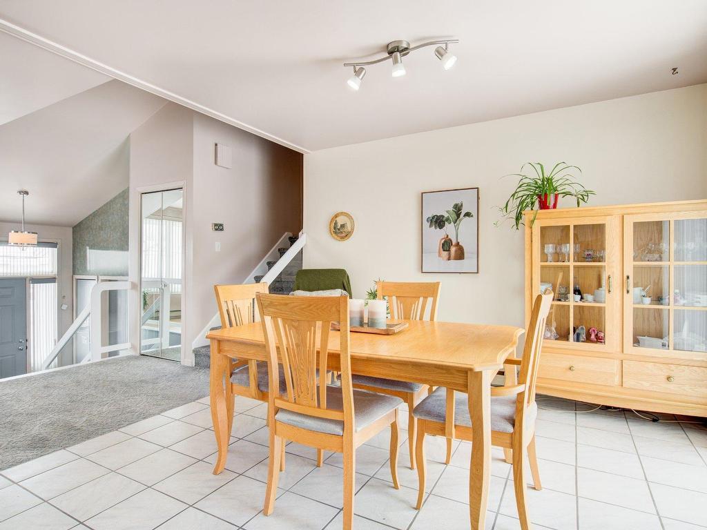 









754


Boul. de L'Assomption

,
Repentigny (Repentigny),




QC
J6A7R6

