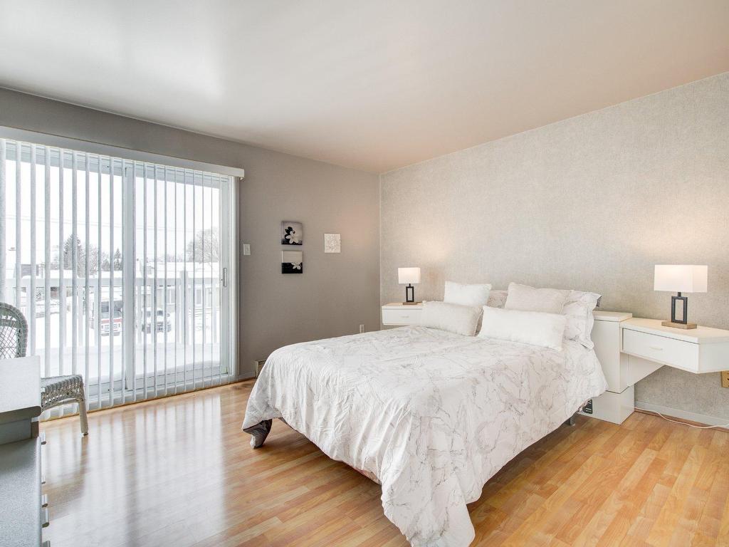 









754


Boul. de L'Assomption

,
Repentigny (Repentigny),




QC
J6A7R6

