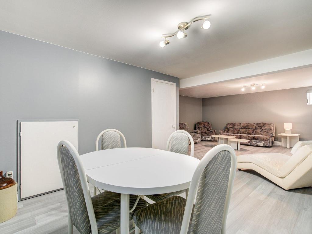 









754


Boul. de L'Assomption

,
Repentigny (Repentigny),




QC
J6A7R6

