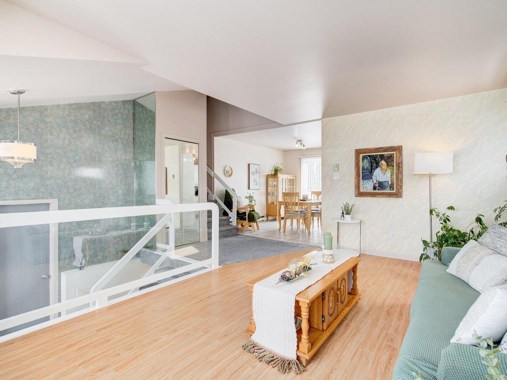 









754


Boul. de L'Assomption

,
Repentigny (Repentigny),




QC
J6A7R6

