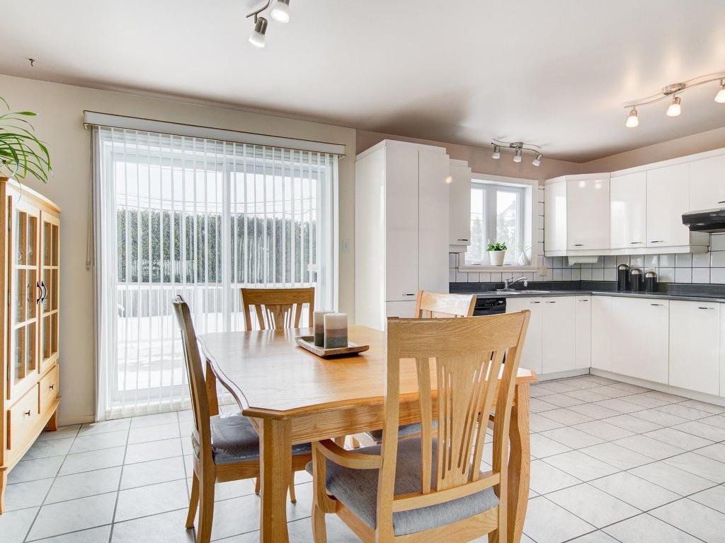 









754


Boul. de L'Assomption

,
Repentigny (Repentigny),




QC
J6A7R6

