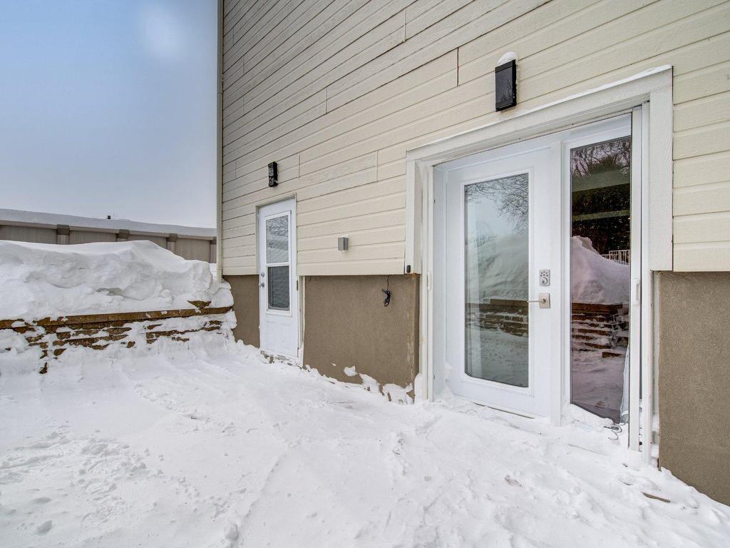 









140

 - 140A


Boul. Lacombe

,
Le Gardeur (Repentigny),




QC
J5Z1S1

