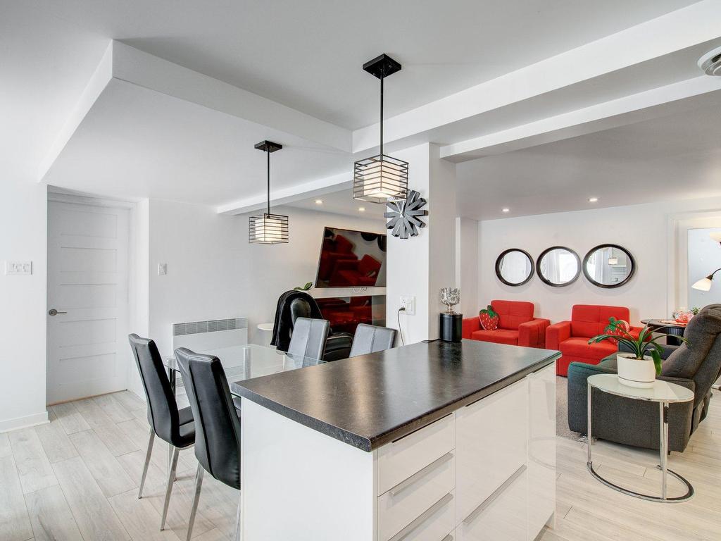 









140

 - 140A


Boul. Lacombe

,
Le Gardeur (Repentigny),




QC
J5Z1S1

