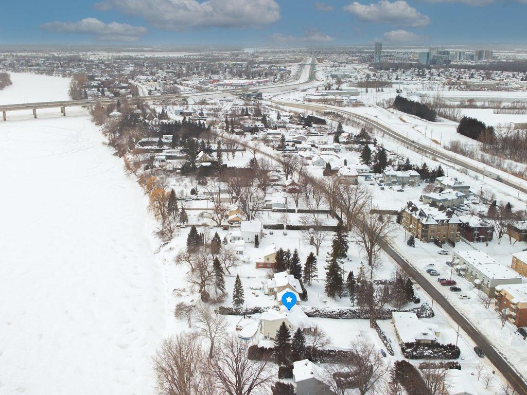 









140

 - 140A


Boul. Lacombe

,
Le Gardeur (Repentigny),




QC
J5Z1S1

