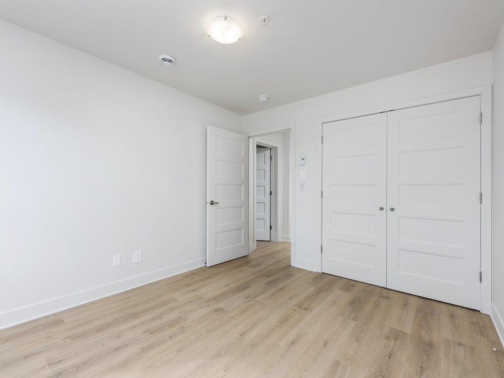 









244


Rue Principale

, 404,
Saint-Zotique,




QC
J0P1Z0

