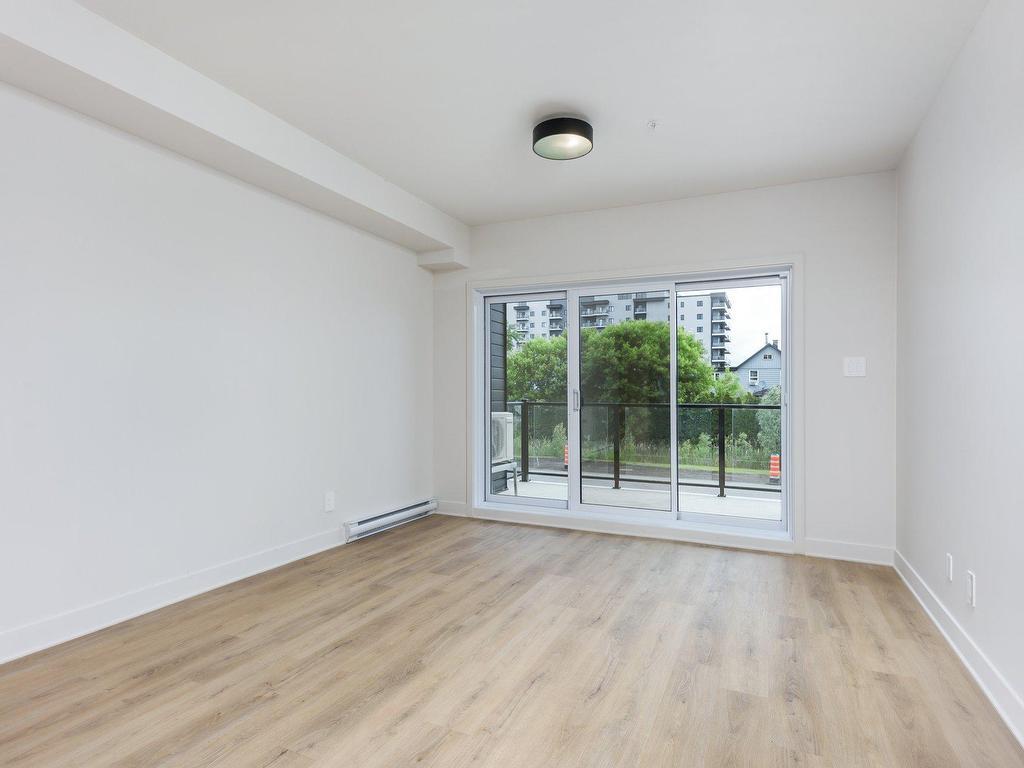 









244


Rue Principale

, 404,
Saint-Zotique,




QC
J0P1Z0

