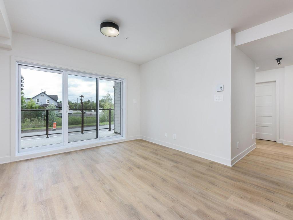 









244


Rue Principale

, 404,
Saint-Zotique,




QC
J0P1Z0

