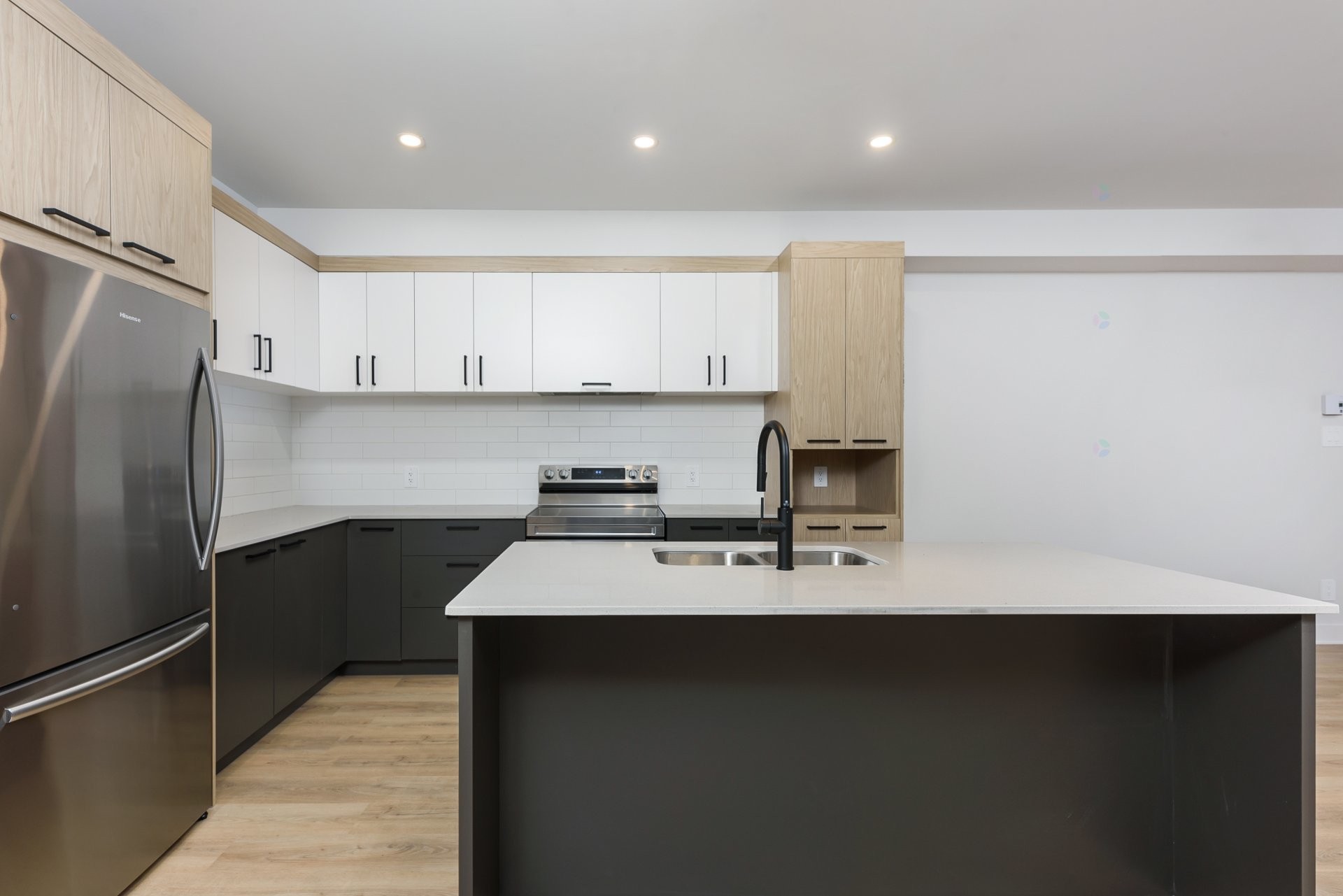 









244


Rue Principale

, 405,
Saint-Zotique,




QC
J0P1Z0

