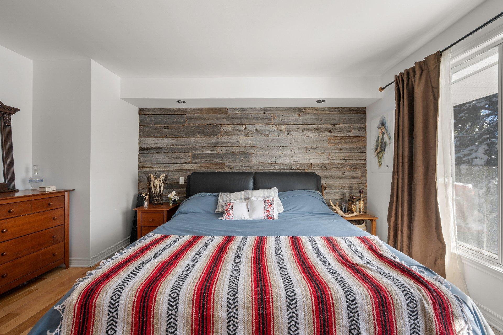 









87


Rg des Étangs

,
Mont-Saint-Hilaire,




QC
J3G4S6

