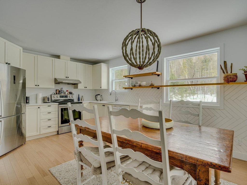 









31


Ch. Bélisle

,
Morin-Heights,




QC
J0R1H0

