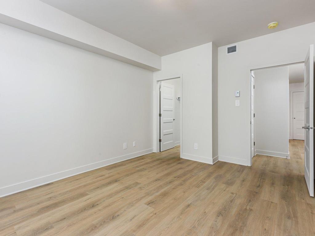 









244


Rue Principale

, 203,
Saint-Zotique,




QC
J0P1Z0

