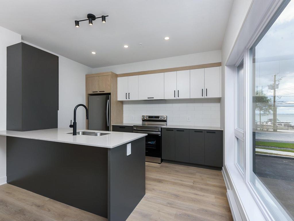 









244


Rue Principale

, 203,
Saint-Zotique,




QC
J0P1Z0

