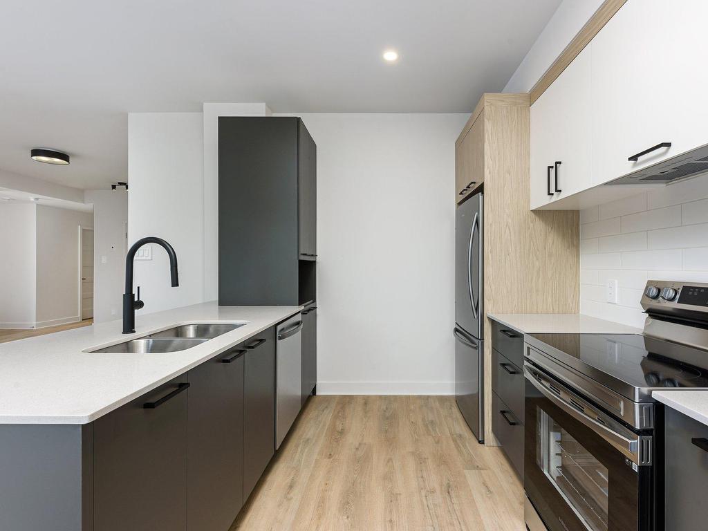 









244


Rue Principale

, 203,
Saint-Zotique,




QC
J0P1Z0

