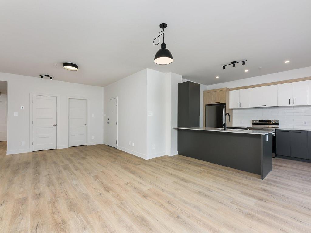 









244


Rue Principale

, 203,
Saint-Zotique,




QC
J0P1Z0

