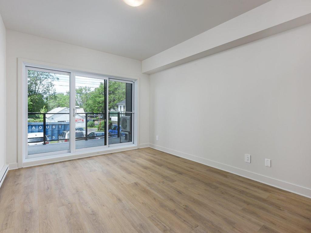 









244


Rue Principale

, 203,
Saint-Zotique,




QC
J0P1Z0

