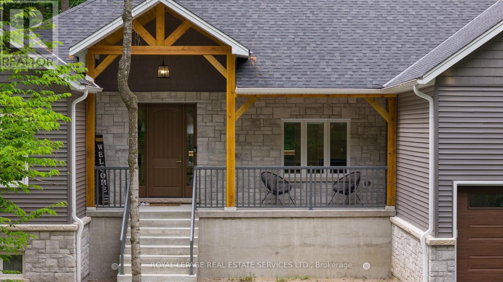 












185 DESROCHES TRAIL

,
Tiny,




Ontario
L9M0H9

