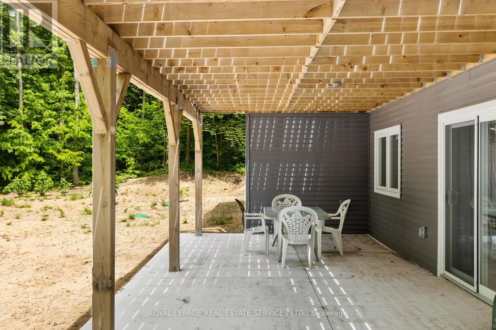 












185 DESROCHES TRAIL

,
Tiny,




Ontario
L9M0H9

