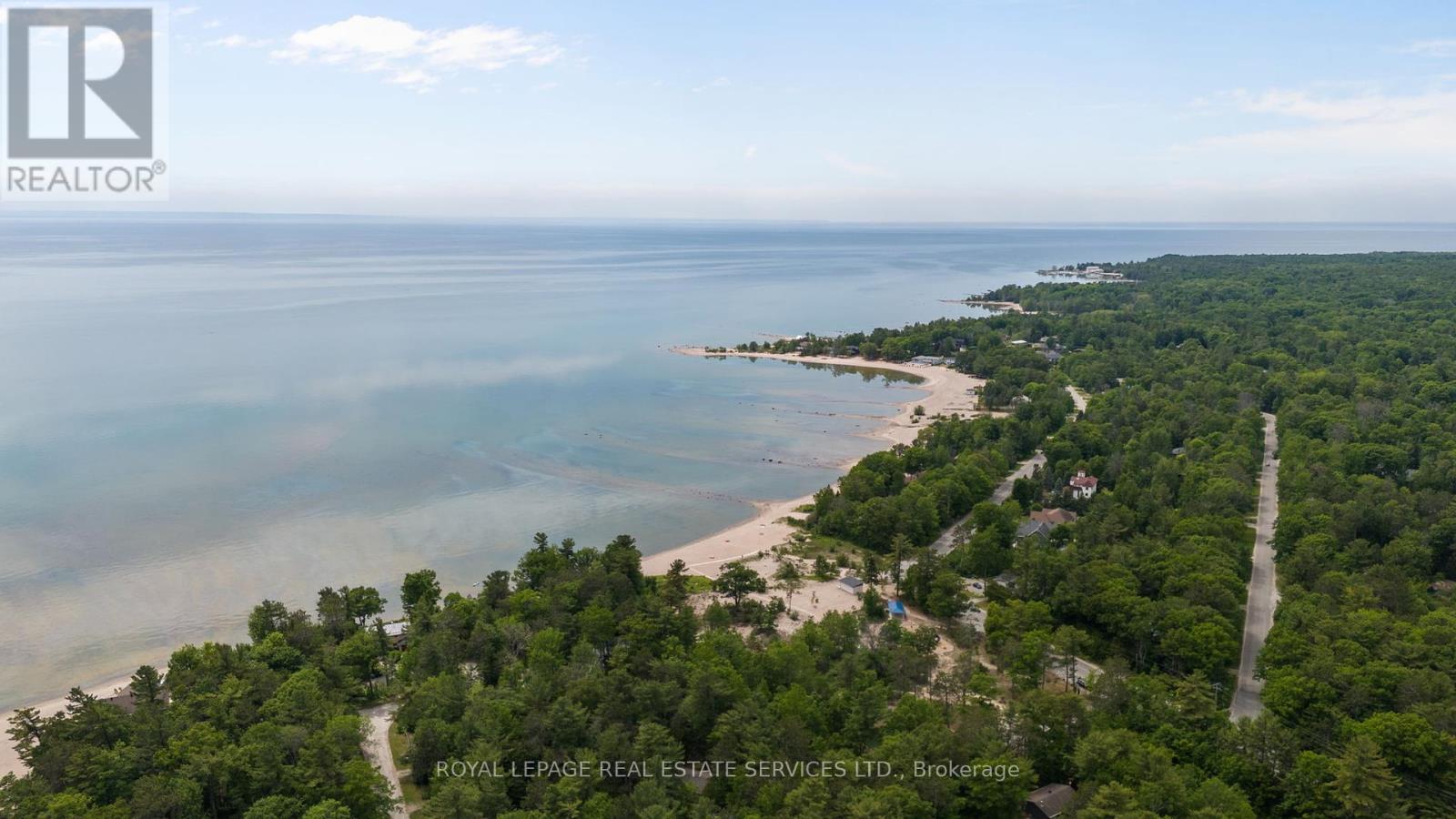 












185 DESROCHES TRAIL

,
Tiny,




Ontario
L9M0H9

