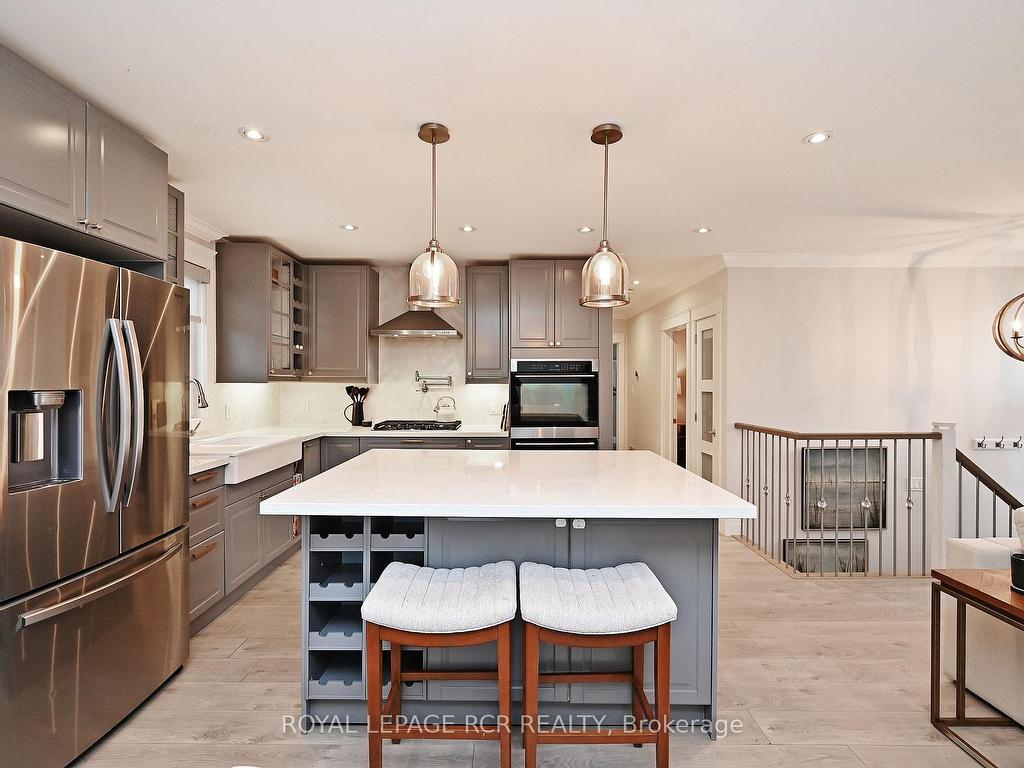 









93


Queen

Street,
Newmarket,




ON
L3Y 2E7

