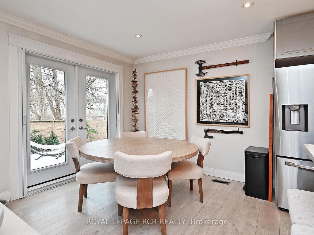 









93


Queen

Street,
Newmarket,




ON
L3Y 2E7

