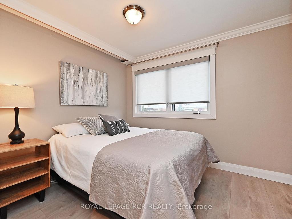 









93


Queen

Street,
Newmarket,




ON
L3Y 2E7

