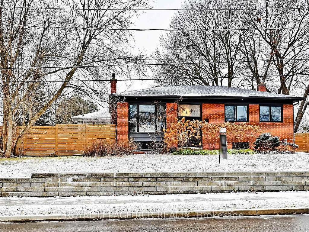 









93


Queen

Street,
Newmarket,




ON
L3Y 2E7

