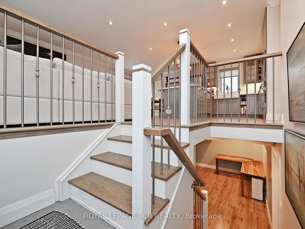 









93


Queen

Street,
Newmarket,




ON
L3Y 2E7

