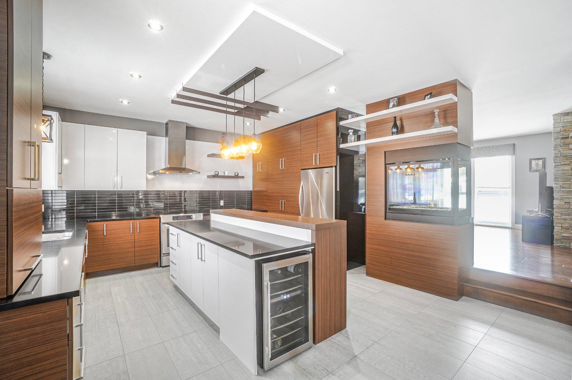 









108


85e Avenue

,
Saint-Zotique,




QC
J0P1Z0

