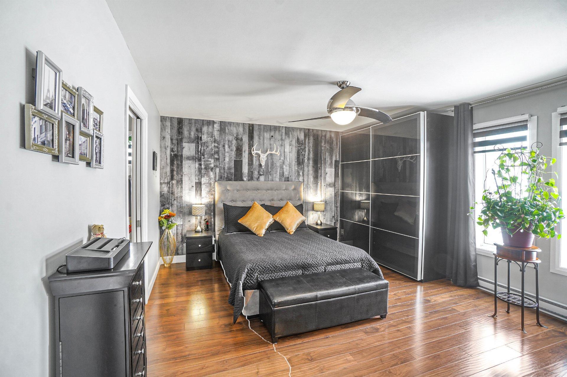 









108


85e Avenue

,
Saint-Zotique,




QC
J0P1Z0

