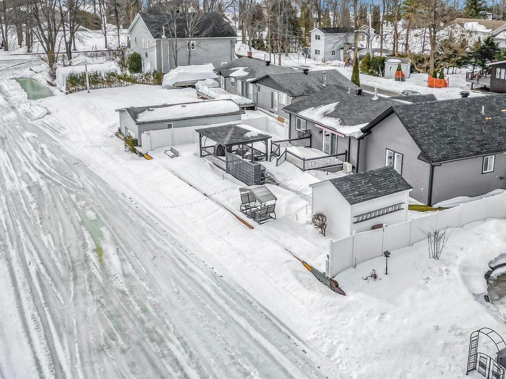









108


85e Avenue

,
Saint-Zotique,




QC
J0P1Z0

