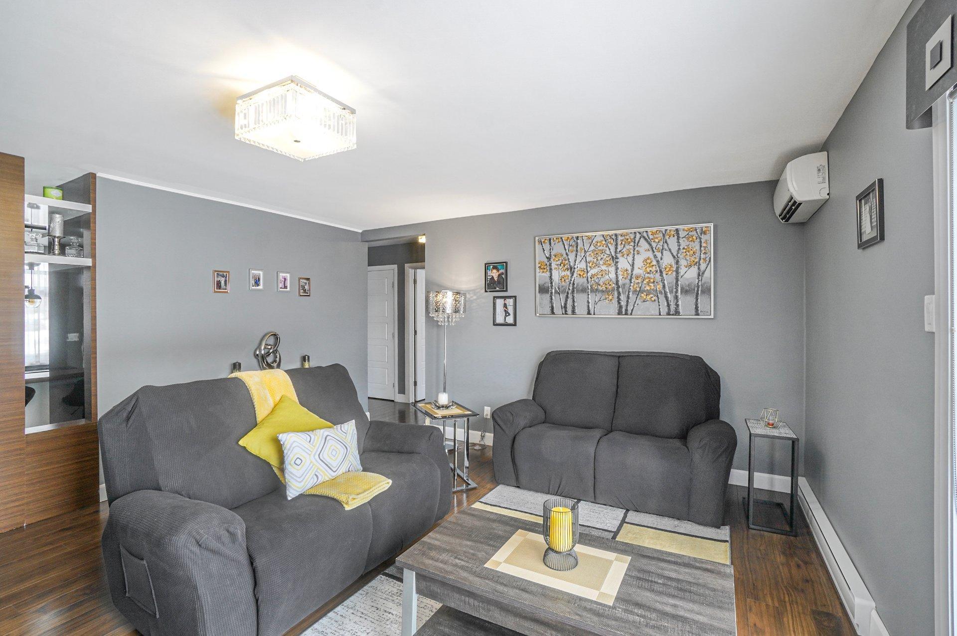 









108


85e Avenue

,
Saint-Zotique,




QC
J0P1Z0

