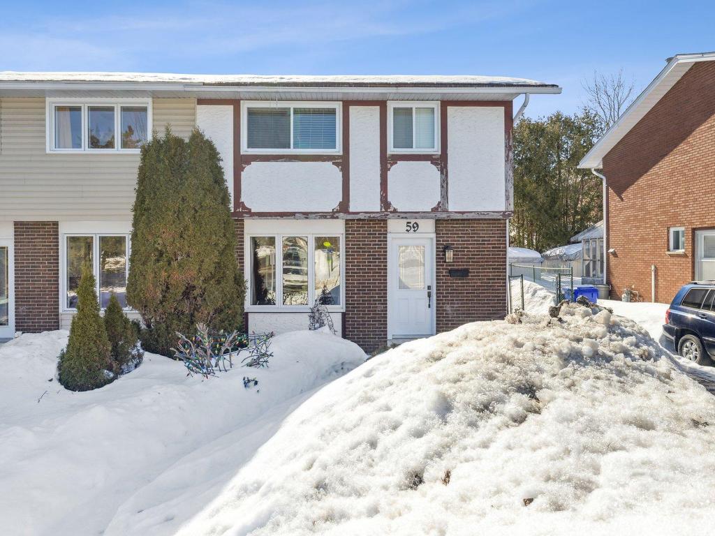 









59


Rue des Églantiers

,
Gatineau (Hull),




QC
J8Y6K7

