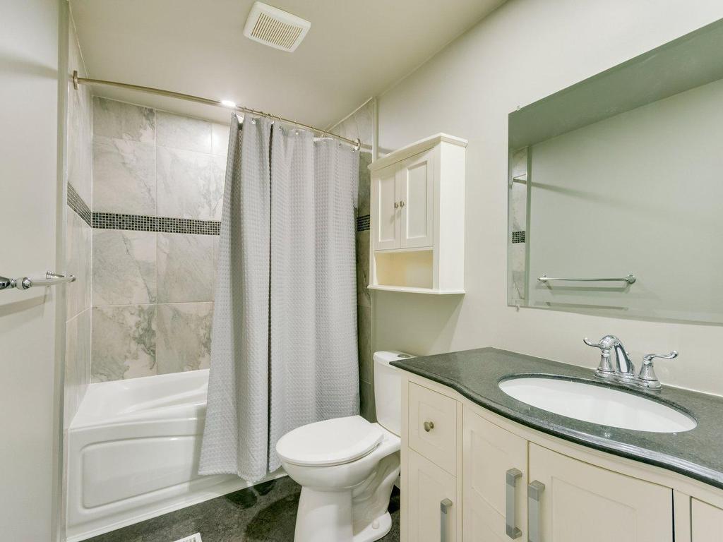 









59


Rue des Églantiers

,
Gatineau (Hull),




QC
J8Y6K7

