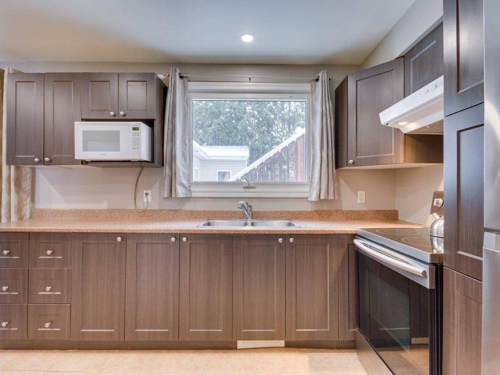









59


Rue des Églantiers

,
Gatineau (Hull),




QC
J8Y6K7

