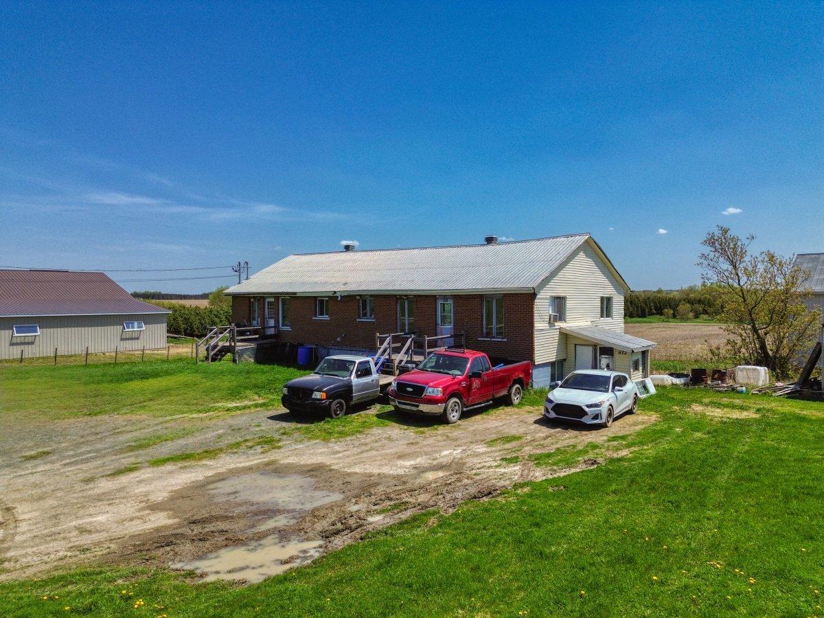 









672


8e Rang

,
Saint-Wenceslas,




QC
G0Z1J0

