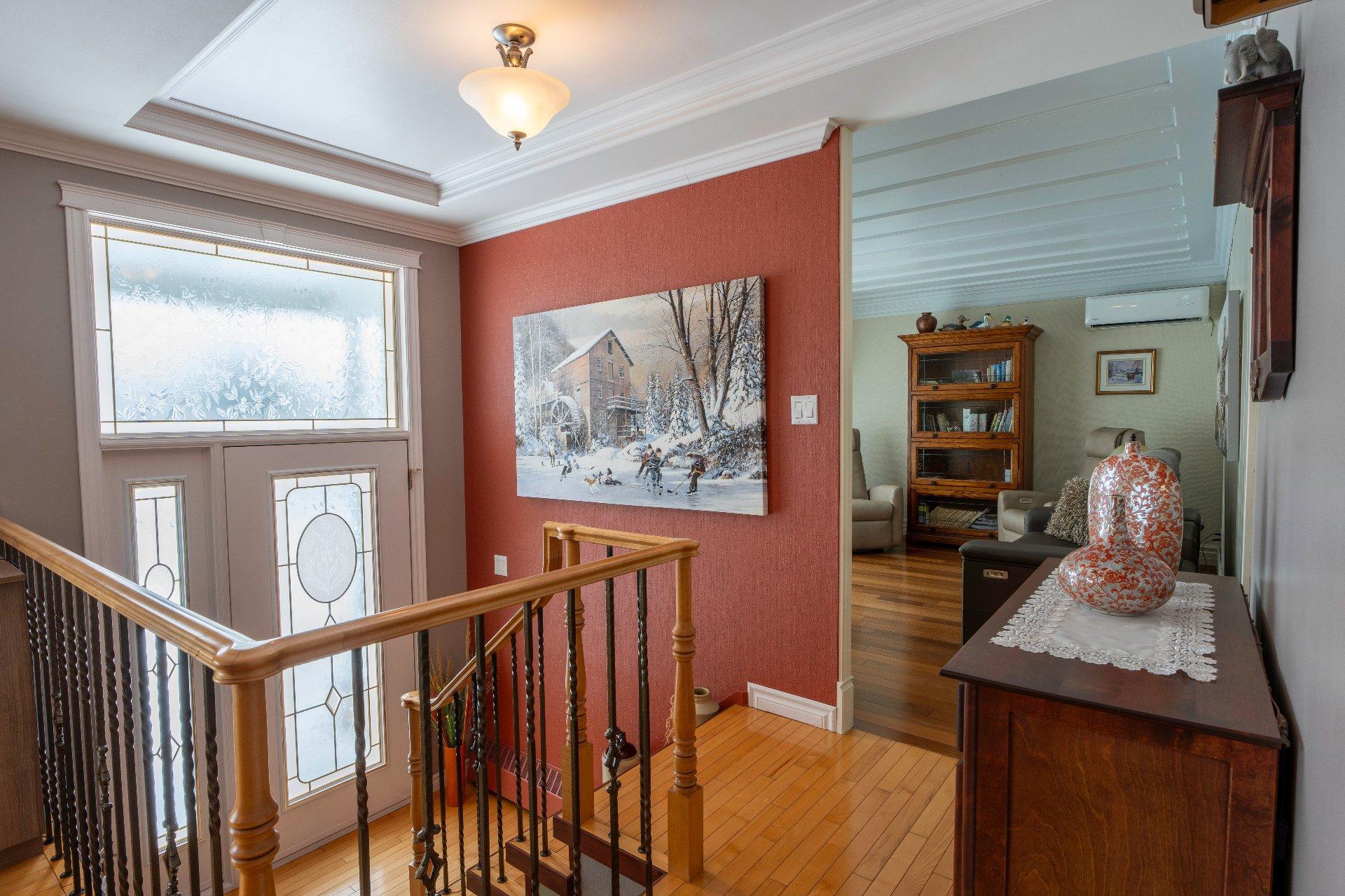









1326


2e Avenue

,
Acton Vale,




QC
J0H1A0

