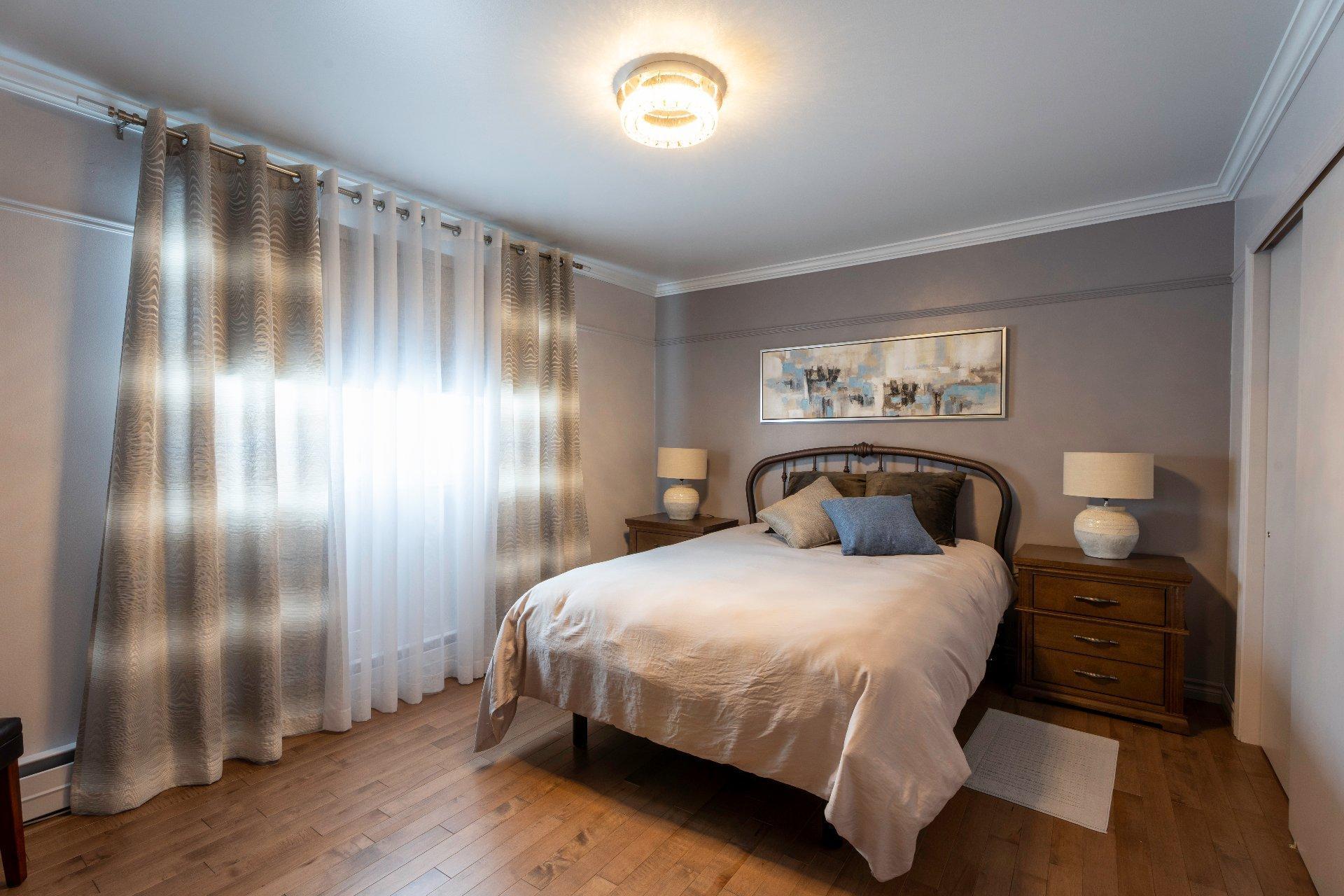 









1326


2e Avenue

,
Acton Vale,




QC
J0H1A0

