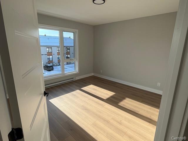 









900


Rue du Gisement

, 14,
Sherbrooke (Les Nations),




QC
J1H0M5

