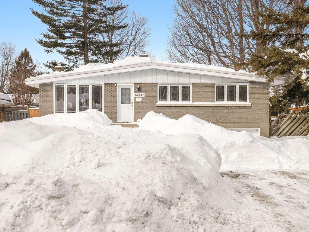 









15447


Rue Oakwood

,
Montréal (Pierrefonds-Roxboro),




QC
H9H1Y4

