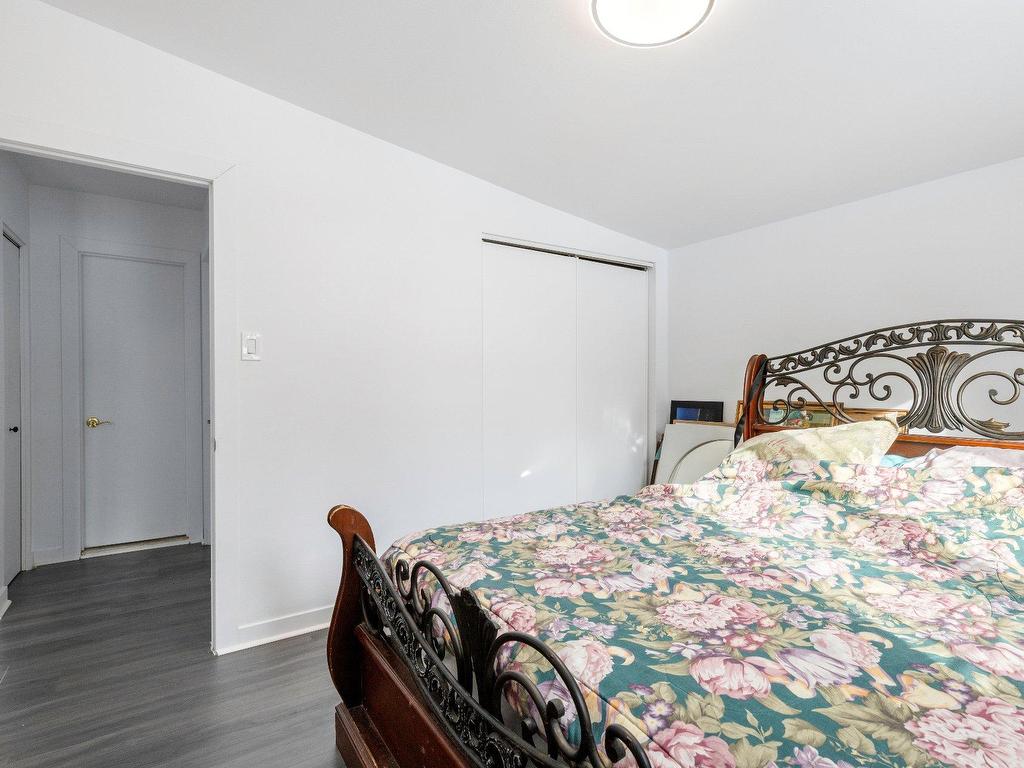 









15447


Rue Oakwood

,
Montréal (Pierrefonds-Roxboro),




QC
H9H1Y4

