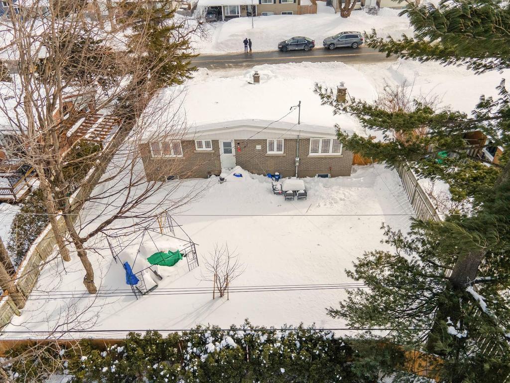 









15447


Rue Oakwood

,
Montréal (Pierrefonds-Roxboro),




QC
H9H1Y4

