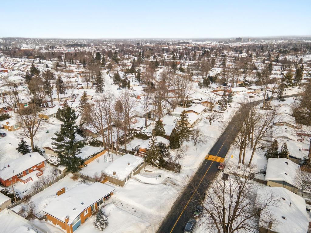 









15447


Rue Oakwood

,
Montréal (Pierrefonds-Roxboro),




QC
H9H1Y4

