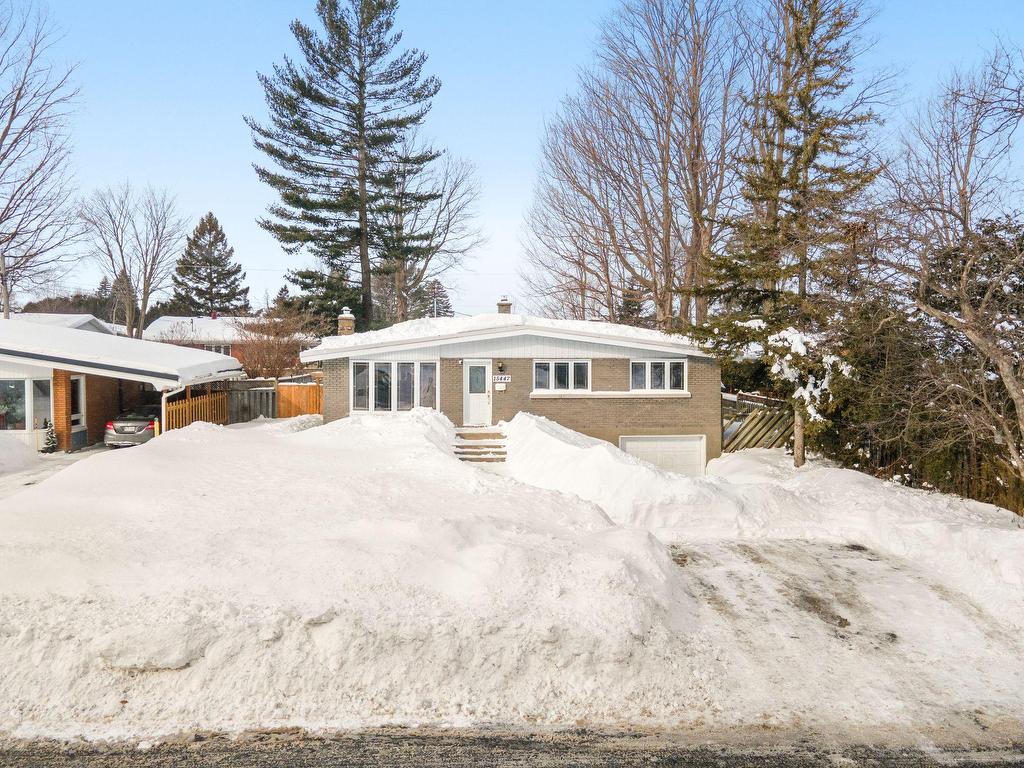 









15447


Rue Oakwood

,
Montréal (Pierrefonds-Roxboro),




QC
H9H1Y4

