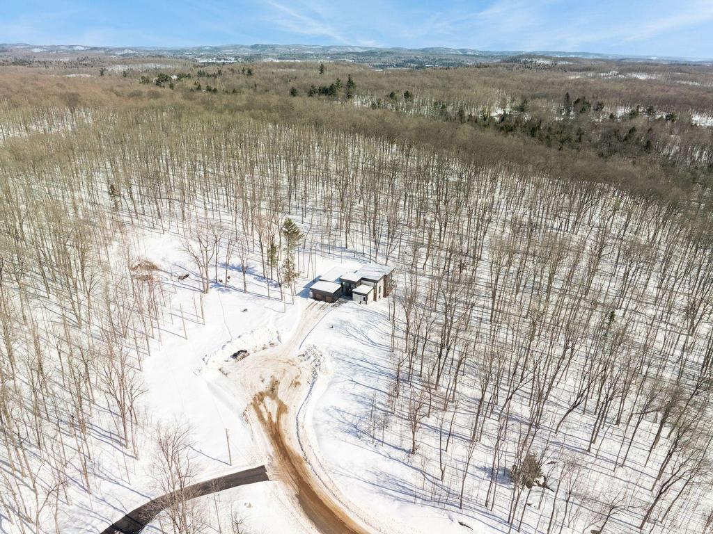 









196


Ch. de l'Envolée

,
L'Ange-Gardien,




QC
J8L3H1

