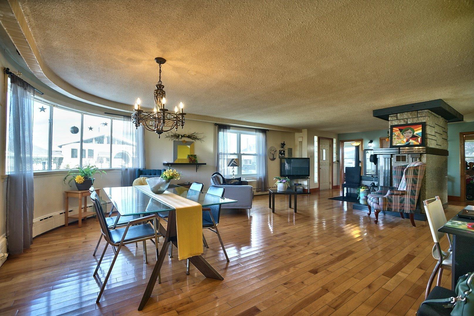









701


Rue Principale

,
Saint-Sébastien,




QC
G0Y1M0

