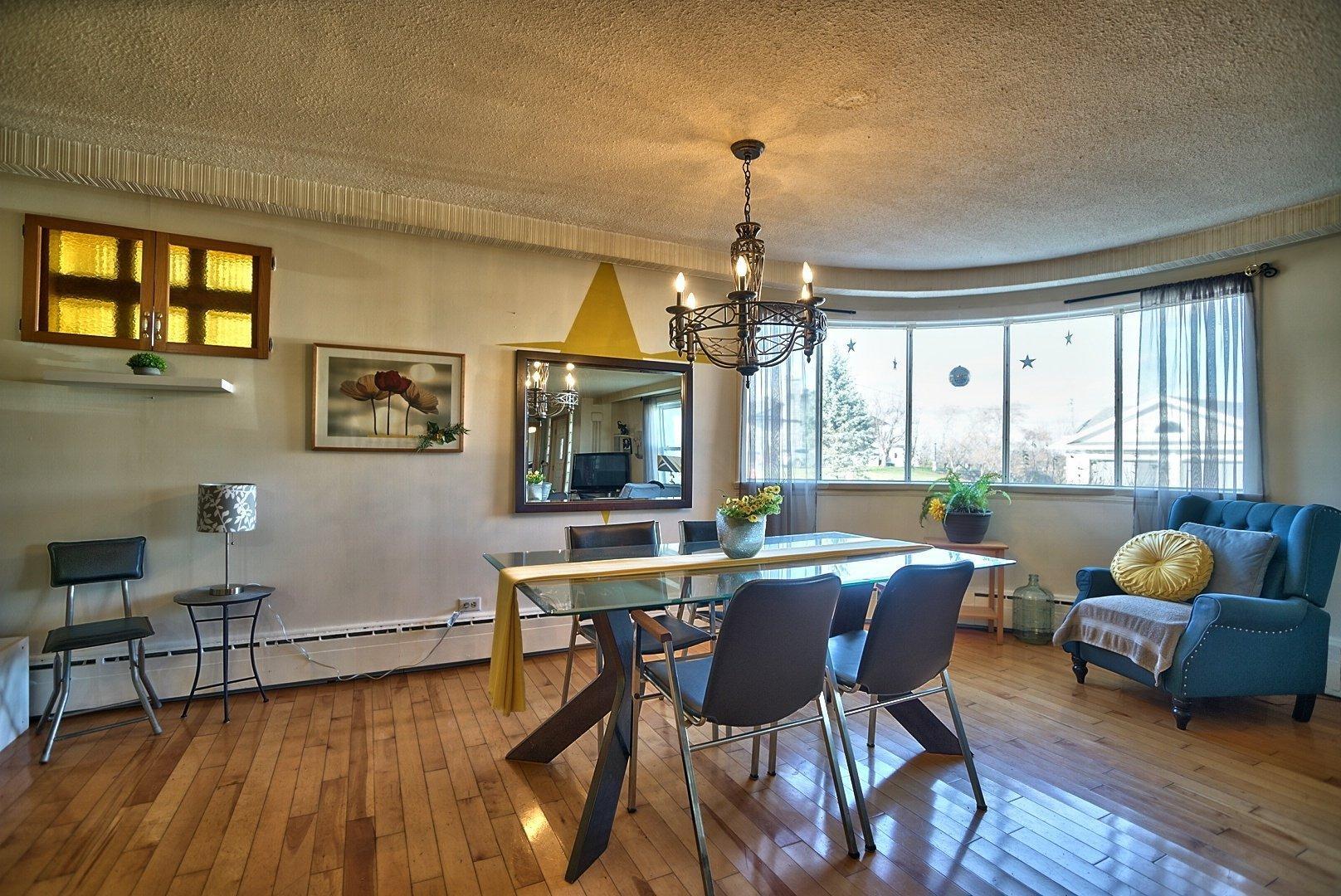 









701


Rue Principale

,
Saint-Sébastien,




QC
G0Y1M0

